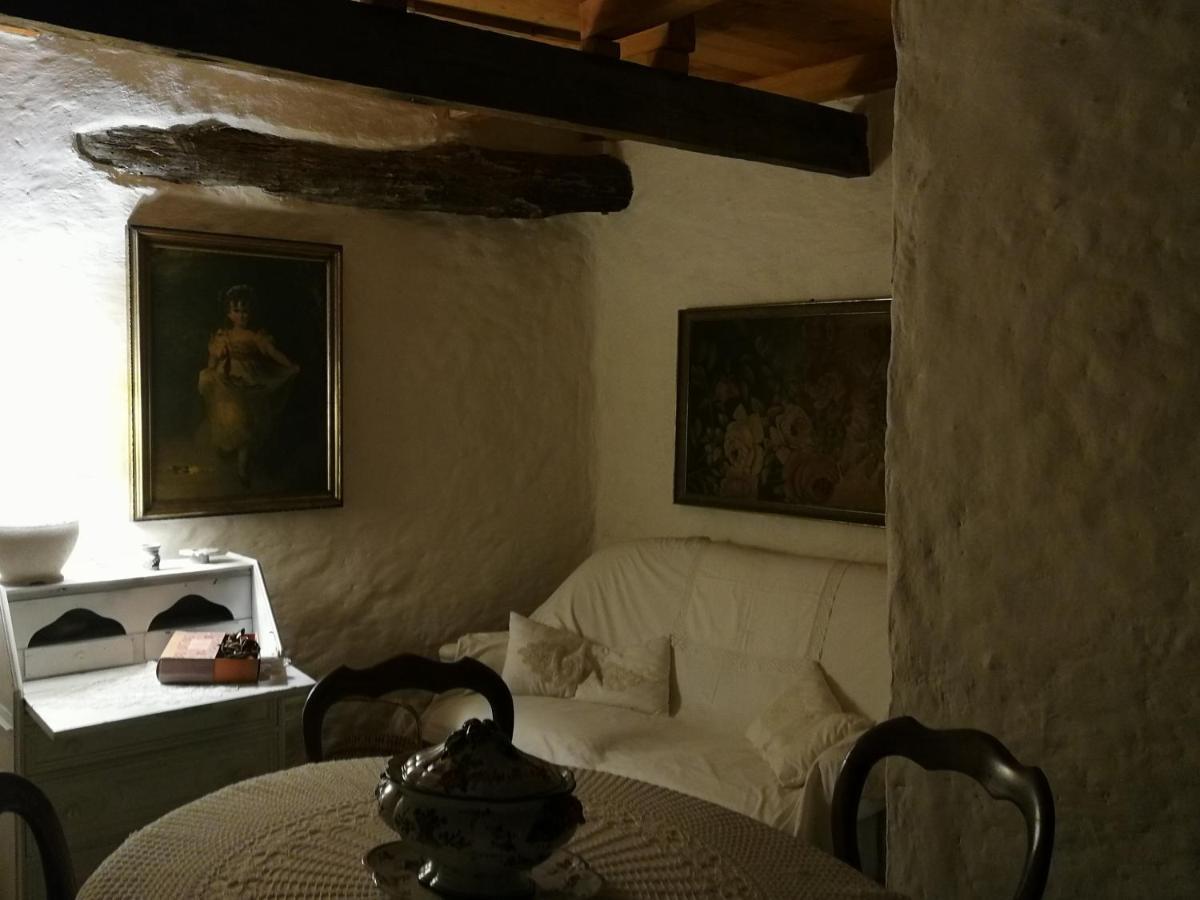 Casale Maria Mafalda Pieve di Teco Eksteriør bilde